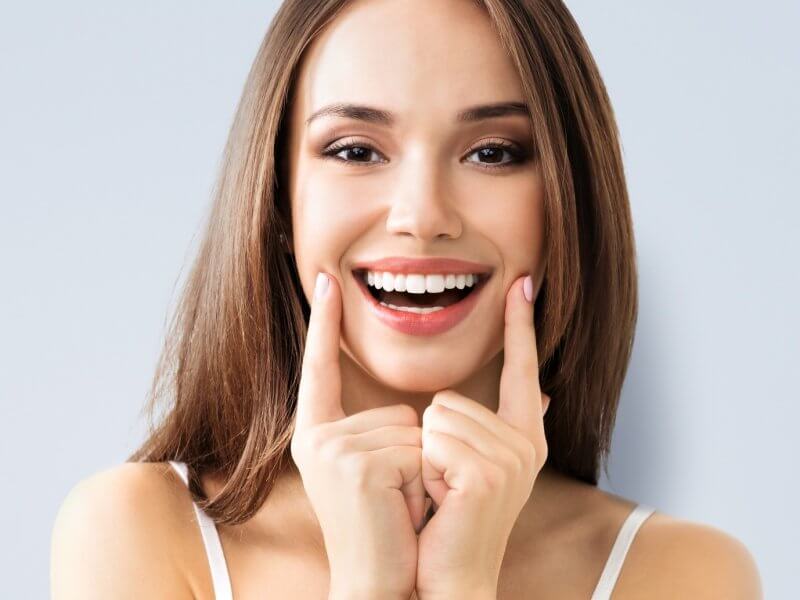 Tẩy trắng răng – Làm lúc nào để mang lại nụ cười rạng rỡ?